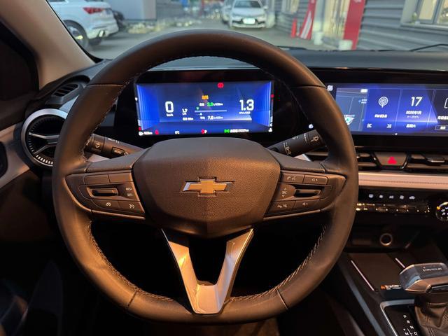 <b>Chevrolet Monza</b>, 2022

1 270 000 р.

21 000 км

• Двигатель: 1.5л
• КПП: автомат
• Привод: передний
