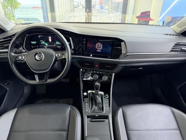 <b>Volkswagen Sagitar</b>, 2022

1 685 000 ₽

18 000 км

• Двигатель: 1.4л
• КПП: робот
• Привод: передний
