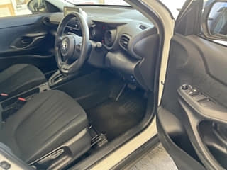 <b>TOYOTA YARIS CROSS</b>, 2022

1 360 000 ₽

26 000 км

• Двигатель: 1.5л
• Топливо: бензин
• Привод: передний
• Кузов: кроссовер
