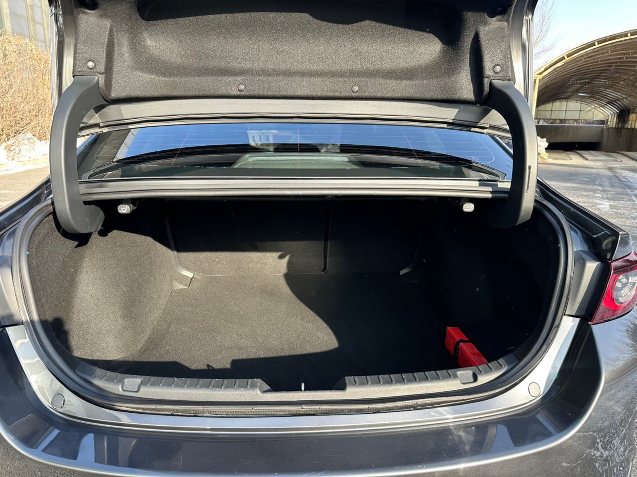 <b>Mazda 3</b>, 2021

2 025 000 ₽

34 900 км

• Двигатель: 2.0л
• Топливо: бензин
• КПП: автомат
• Привод: передний
• Кузов: седан
