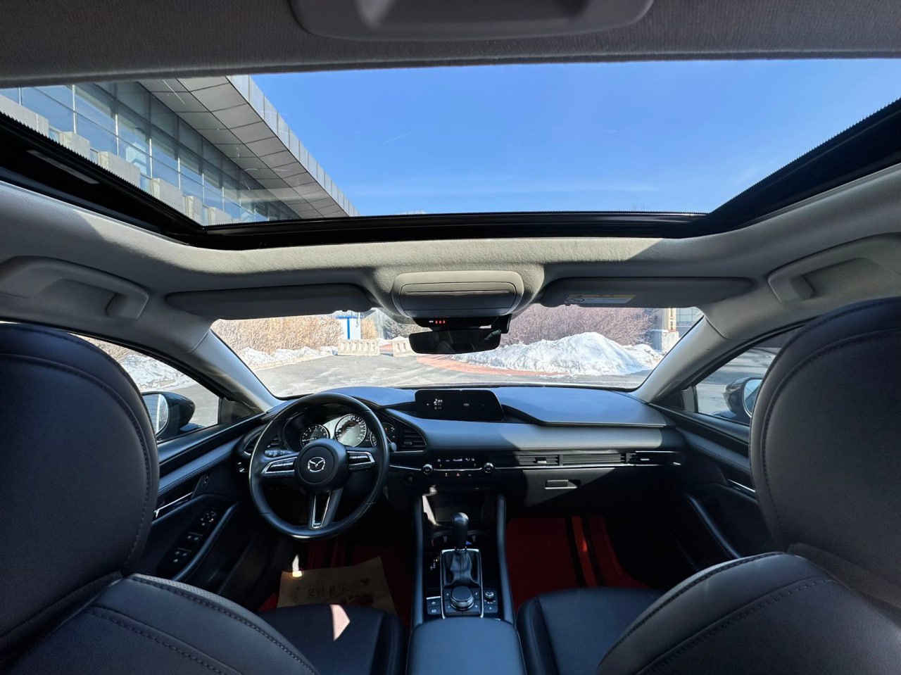 <b>Mazda 3</b>, 2021

2 025 000 ₽

34 900 км

• Двигатель: 2.0л
• Топливо: бензин
• КПП: автомат
• Привод: передний
• Кузов: седан
