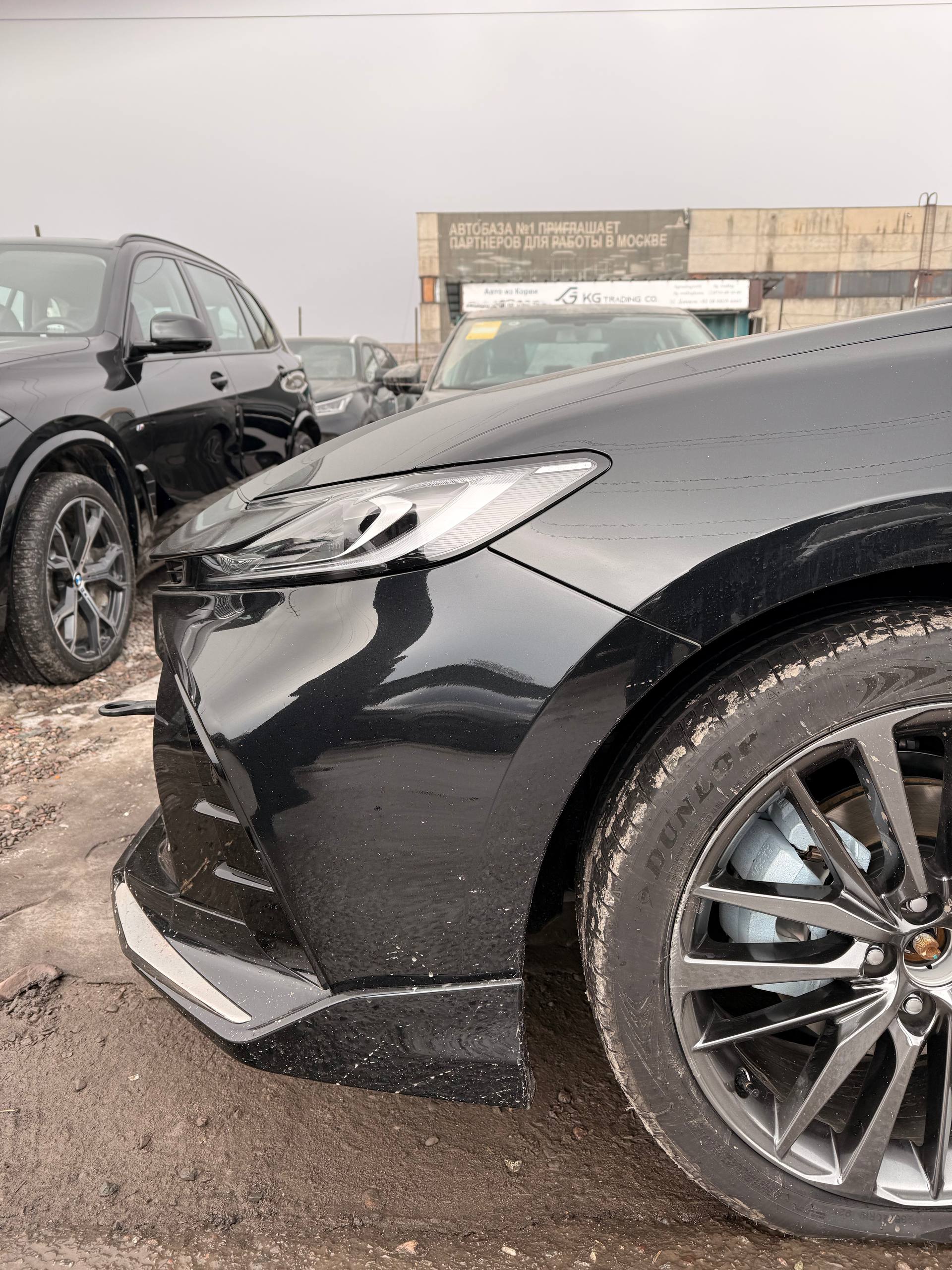 <b>Toyota Camry</b>, 2025

4 200 000 ₽

Цвет: черный, белый

• Двигатель: 2.0л
• Топливо: гибрид
• Привод: передний
• Кузов: седан
