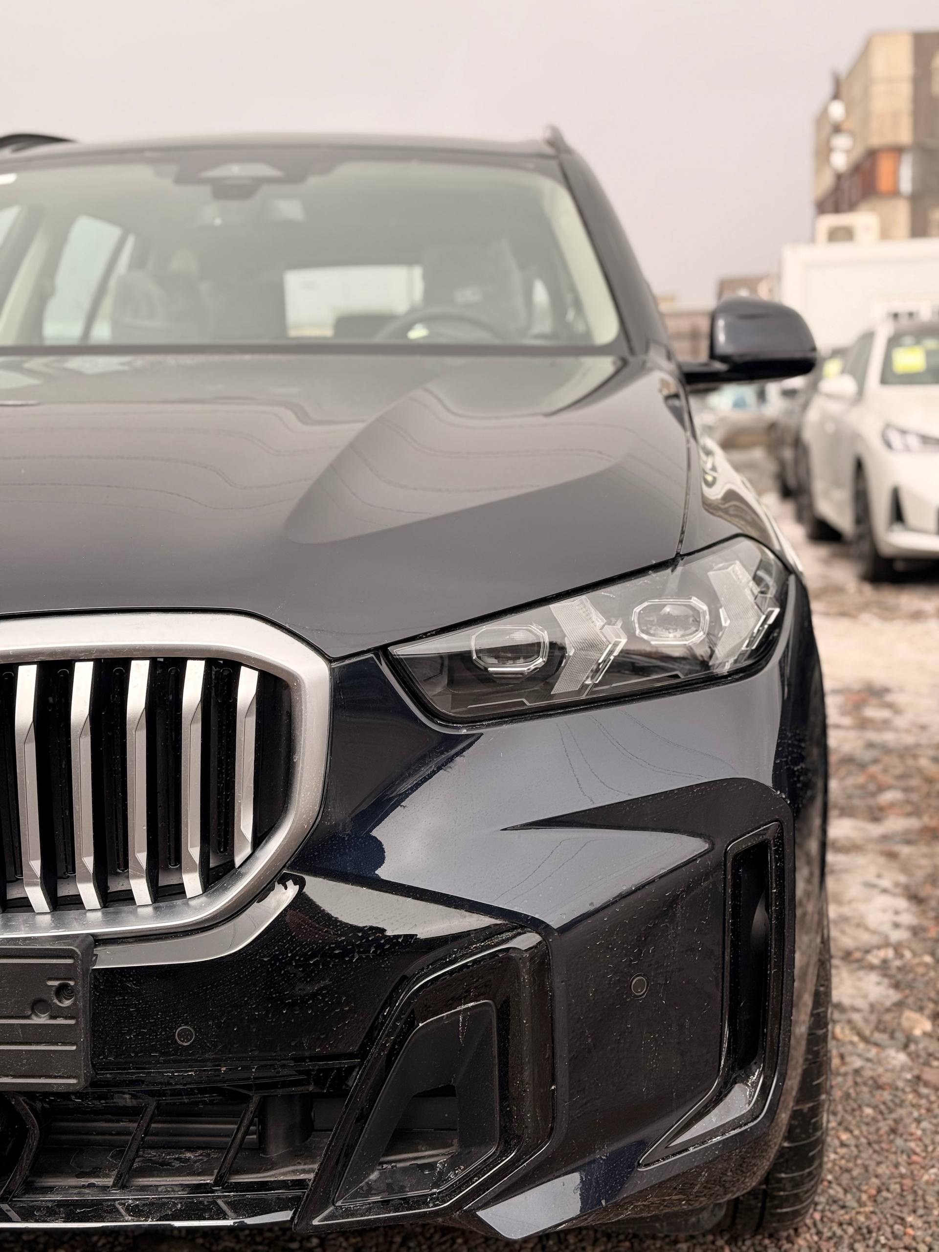 <b>BMW X5 30Li xDrive</b>, 2025

9 300 000 р.

• Двигатель: 2.0л
• Топливо: бензин
• Привод: полный
• Кузов: кроссовер
