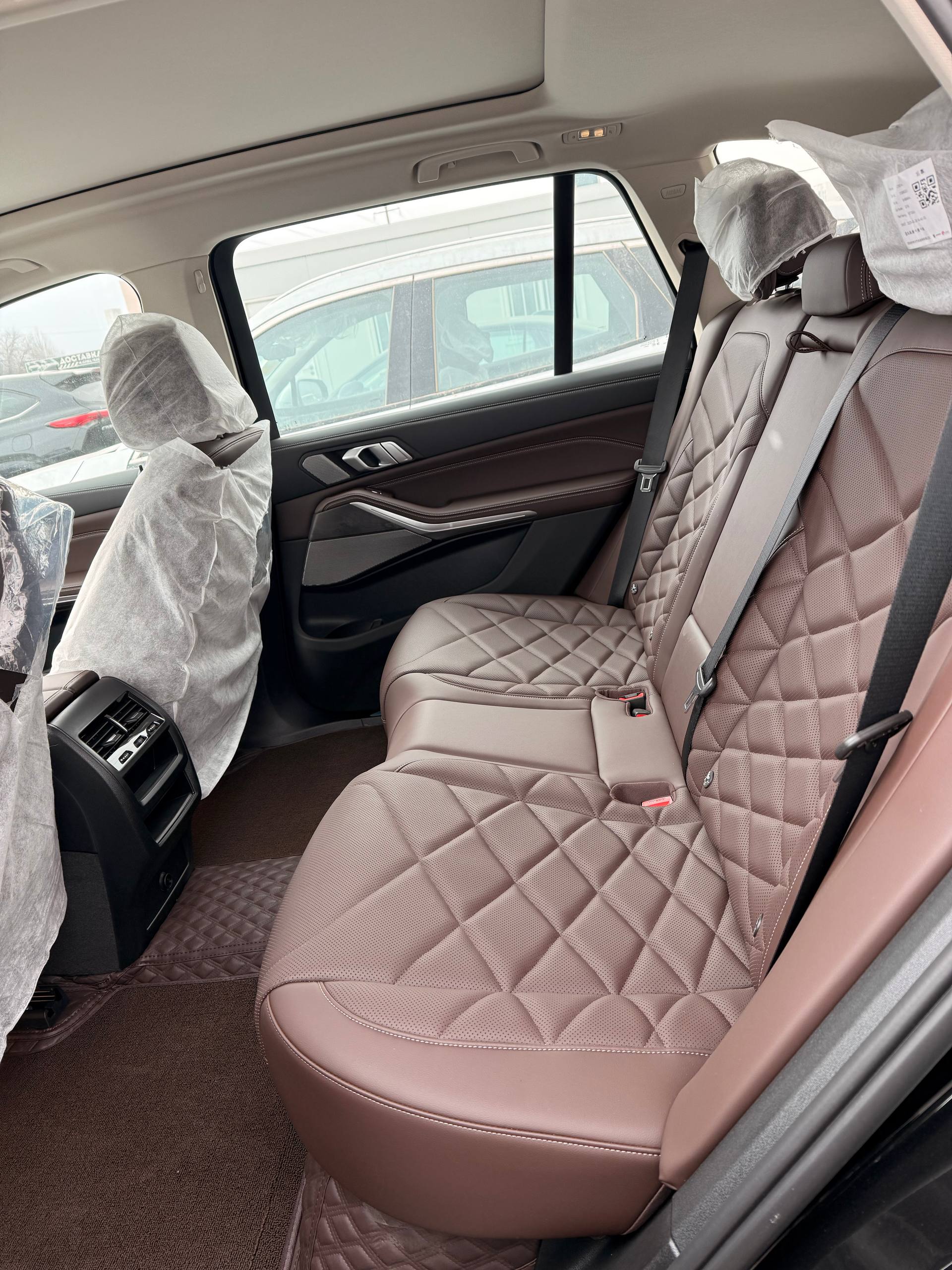 <b>BMW X5 30Li xDrive</b>, 2025

9 300 000 р.

• Двигатель: 2.0л
• Топливо: бензин
• Привод: полный
• Кузов: кроссовер
