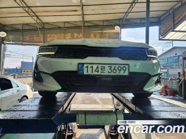 <b>Kia K5 3rd generation 2.0 Noblesse</b>, 2022

2 600 000 р.

17 569 км

• Двигатель: 2.0л
• Топливо: бензин
• Привод: передний
