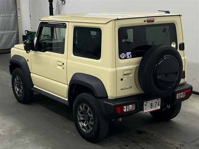 <b>SUZUKI JIMNY SIERRA</b>, 2023

1 870 000 р.

29 000 км

• Двигатель: 1.5л
• КПП: автомат
• Привод: полный
