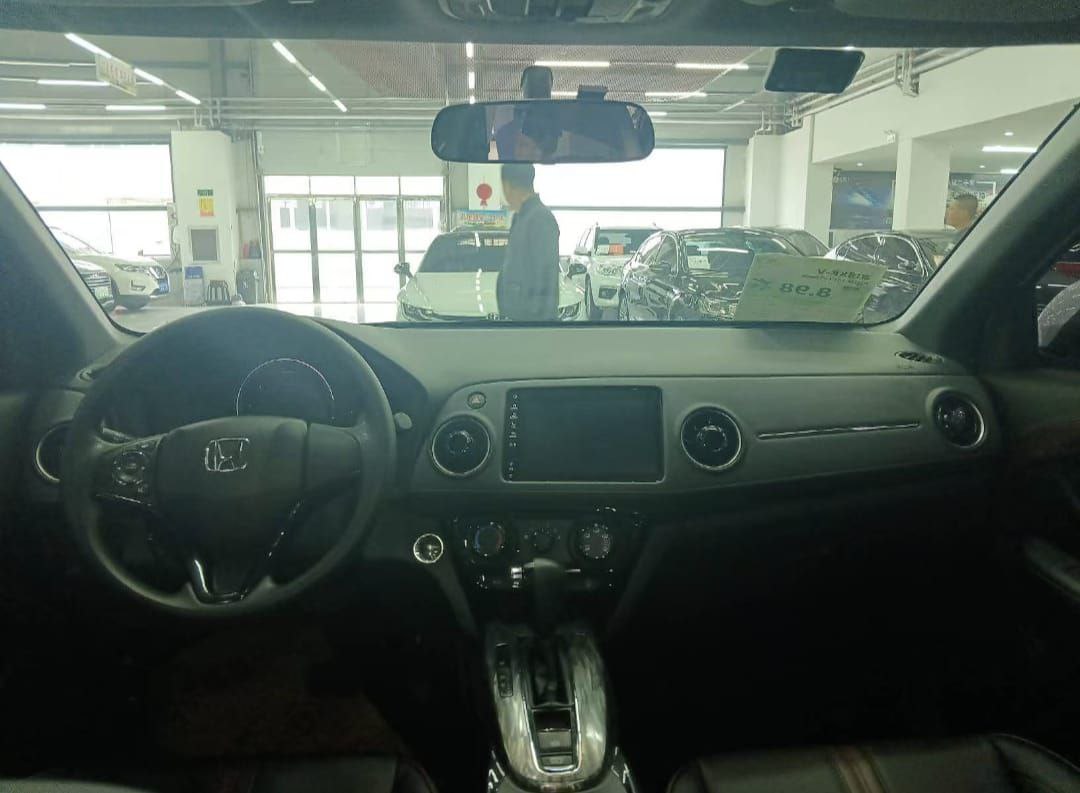 🚗 Honda XR-V 2021 | 1.5 131 л.с. | 48 000 км
🔥 Компактный кроссовер с отличной ценой и японской надежностью!

🔹 Ключевые характеристики:

· Год выпуска: 2021
· Пробег: 48 000 км
· Двигатель: 1.5 л (131 л.с.)
· КПП: Вариатор
· Привод: передний

💎 Комплектация:

· Практичность и экономичность:
  · Надежный двигатель i-VTEC
  · Плавный ход на вариаторе
  · Расход топлива от 5.8 л/100 км
· Комфорт и функциональность:
  · Кондиционер
  · Мультимедийная система с цветным экраном
  · Камера заднего вида
  · Электропривод зеркал
· Безопасность:
  · Система стабилизации VSA
  · 6 подушек безопасности
  · Антиблокировочная система ABS

💰 Цена: 1 800 000 ₽
✅ Под ключ:

· Все расходы включены
· Полное оформление

📞 ЗВОНИТЕ ДЛЯ ПОДРОБНОСТЕЙ!
+7 912 289-72-33

Контакты:
🚀 Telegram: @skupetsAvto
📞 WhatsApp: wa.me/79122897233

🌍 Сайт: worldautoimport.ru
📍 Офис в Екатеринбурге

✅ Если у вас возникли вопросы по данному автомобилю или вам нужна информация о доставке, не стесняйтесь обращаться к нам. Мы всегда рады помочь! 🚙

#SkupetsAvto #Екатеринбург #Honda #XRV #Кроссовер #ЯпонскиеАвто #ПродажаАвто