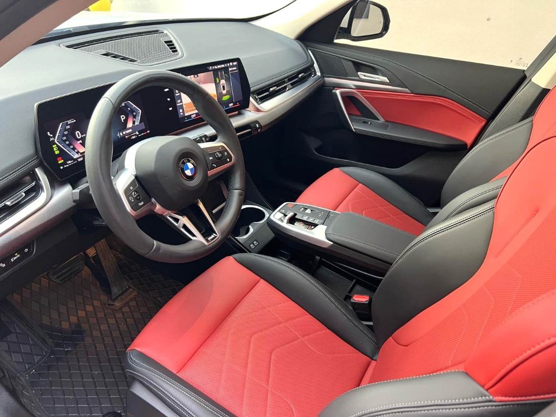 <b>BMW X1</b>, 2024

4 485 000 ₽

11 000 км

• Двигатель: 2.0л
• Топливо: бензин
• КПП: робот
• Привод: передний
• Кузов: кроссовер
