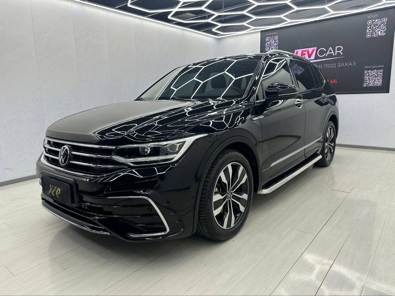 <b>Volkswagen Tiguan L</b>, 2022

2 740 000 р.

36624 км

• Двигатель: 2.0л
• Топливо: бензин
• Привод: передний
• Кузов: кроссовер
