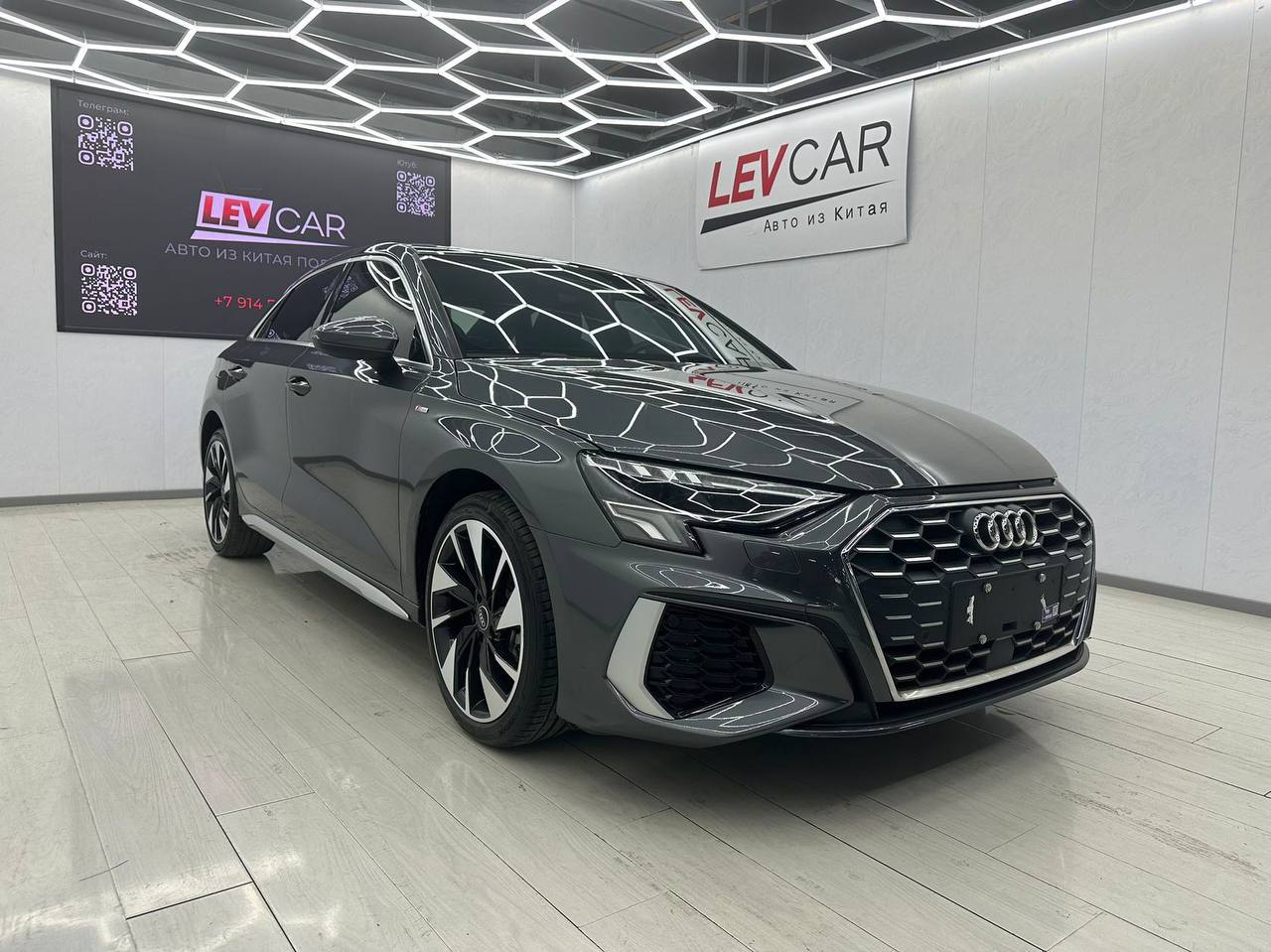 <b>Audi A3</b>, 2022

2 300 000 р.

22000 км

• Двигатель: 1.4л
• Топливо: бензин
• Привод: передний
• Кузов: седан
