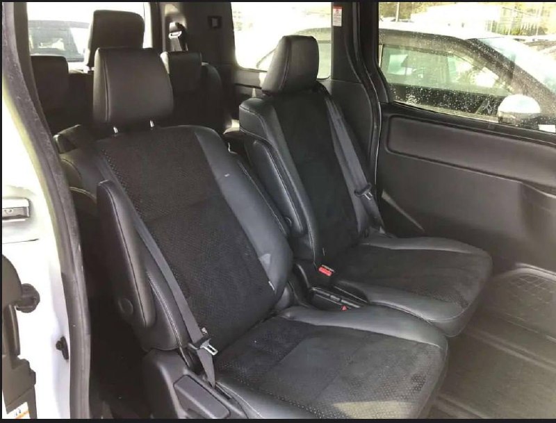 <b>TOYOTA VOXY</b>, 2021

2 350 000 р.

75 000 км

• Двигатель: 1.8л
• Топливо: гибрид
• Привод: передний
