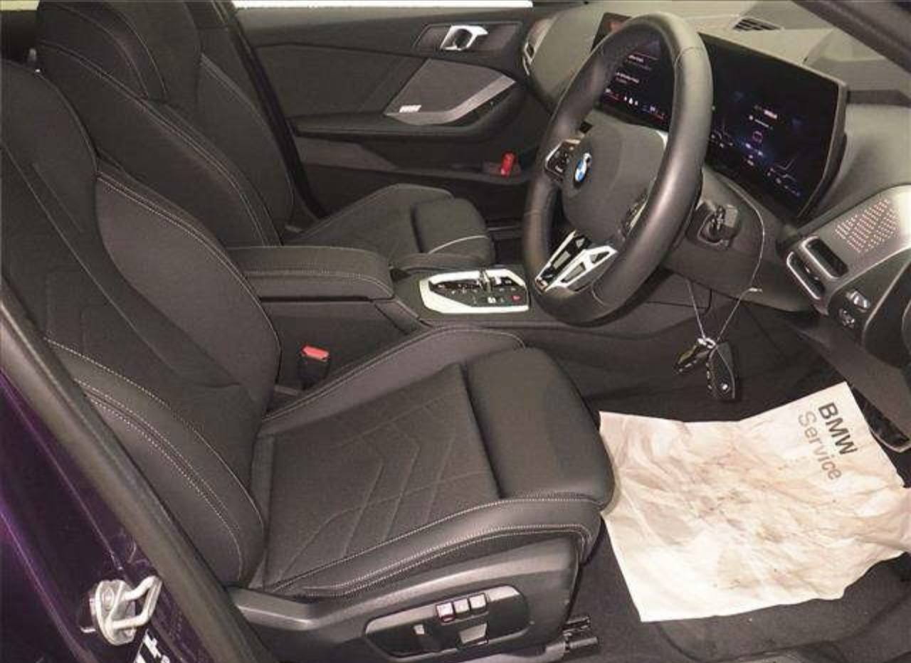 <b>BMW 1 SERIES</b>, 2025

2 486 000 р.

1 000 км

• Двигатель: 1.5л
• Топливо: бензин
