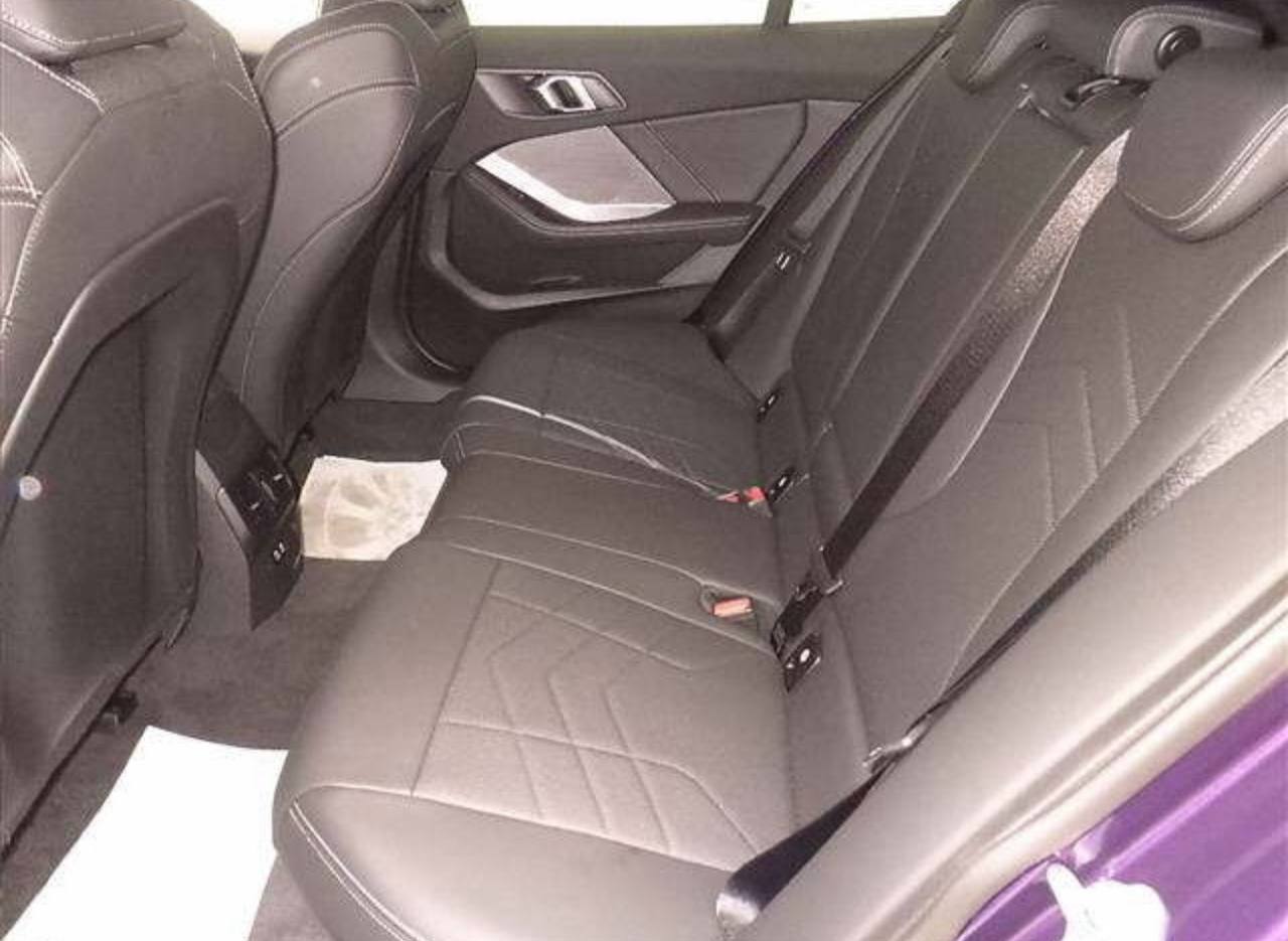 <b>BMW 1 SERIES</b>, 2025

2 486 000 р.

1 000 км

• Двигатель: 1.5л
• Топливо: бензин
