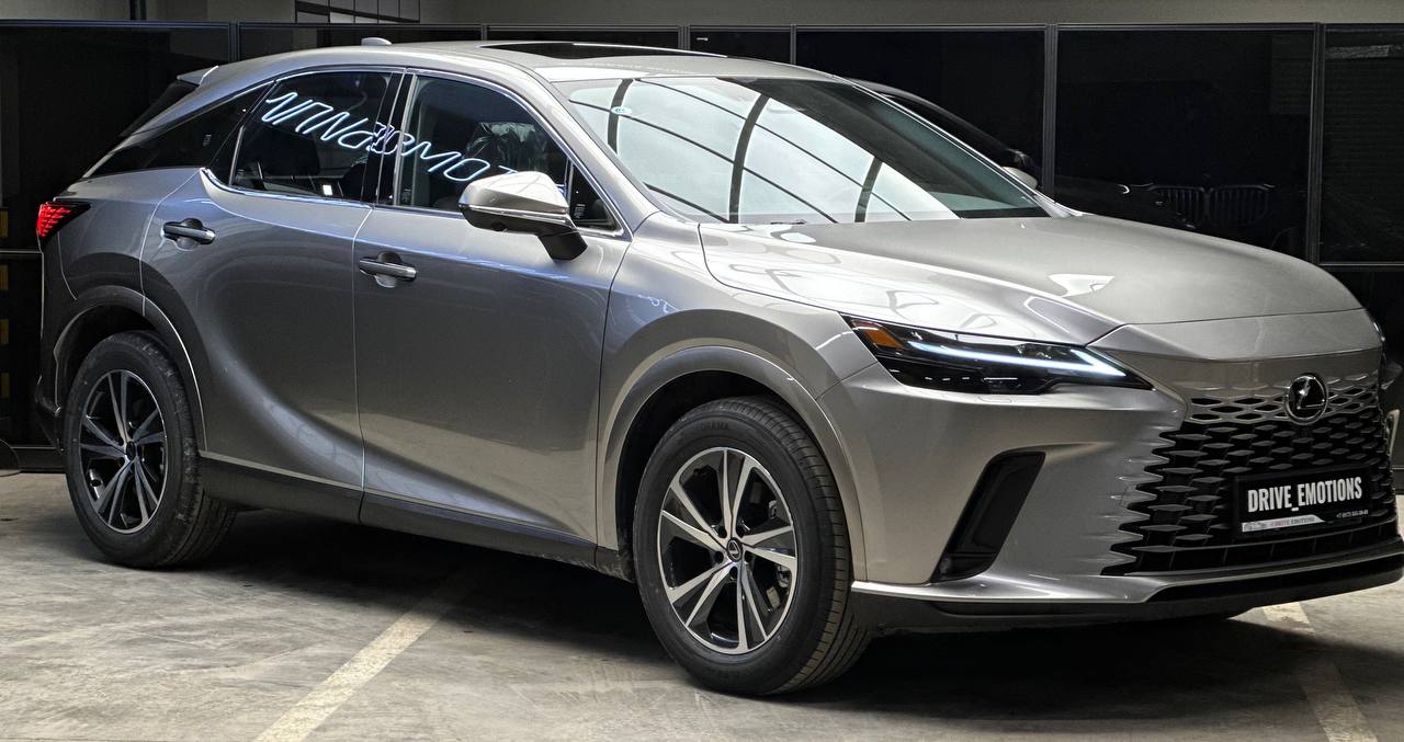 <b>Lexus RX V</b>, 2025

7 800 000 ₽

• Двигатель: 2.0л
• Топливо: бензин
• КПП: автомат
• Привод: полный
• Кузов: кроссовер
