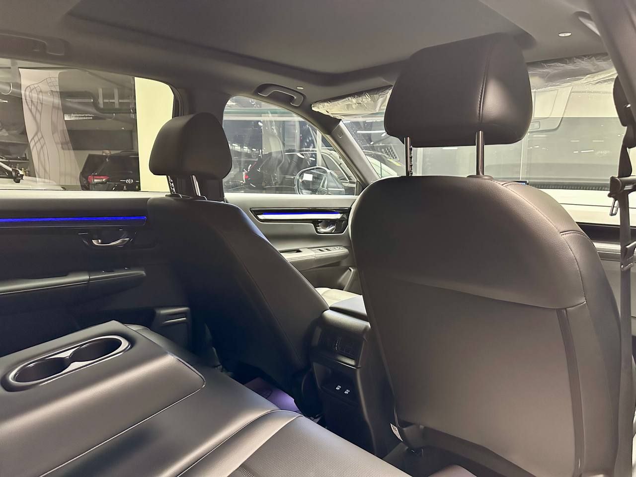 <b>Honda CR-V</b>

4 990 000 ₽

Цвет: чёрный, белый

• Двигатель: 2.0л
• Топливо: гибрид
• Кузов: кроссовер
