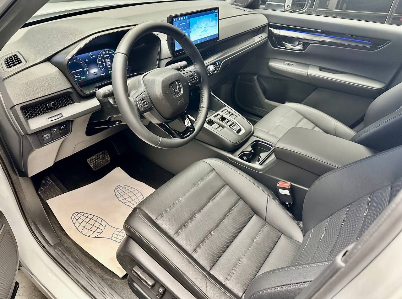 <b>Honda CR-V</b>

4 990 000 ₽

Цвет: чёрный, белый

• Двигатель: 2.0л
• Топливо: гибрид
• Кузов: кроссовер
