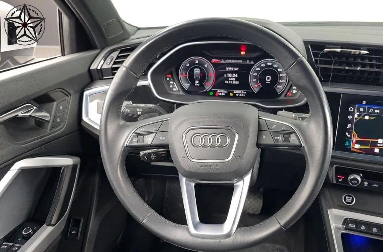<b>Audi Q3</b>, 2023

2 995 000 р.

44 000 км

• Двигатель: 2.0л
• Топливо: дизель
• КПП: робот
• Привод: передний
• Кузов: кроссовер
