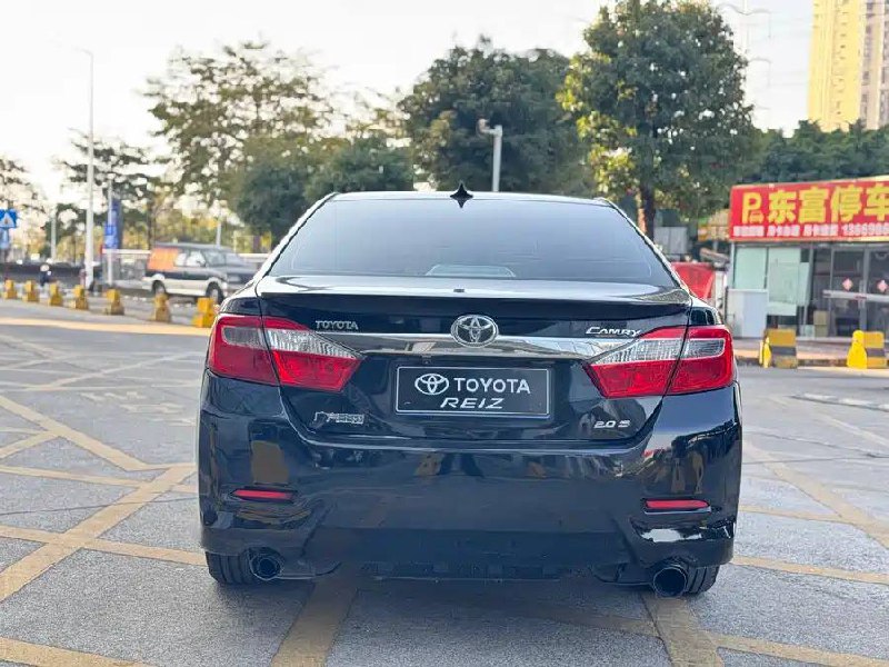 <b>Toyota Camry</b>, 2012

1 760 000 р.

120 000 км

• Двигатель: 2.0л
• Топливо: бензин
• Привод: передний
