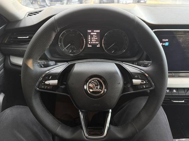 <b>SKODA OCTAVIA</b>, 2022

2 009 000 р.

47 000 км

• Двигатель: 1.395л
• Топливо: бензин
• КПП: робот
• Привод: передний
