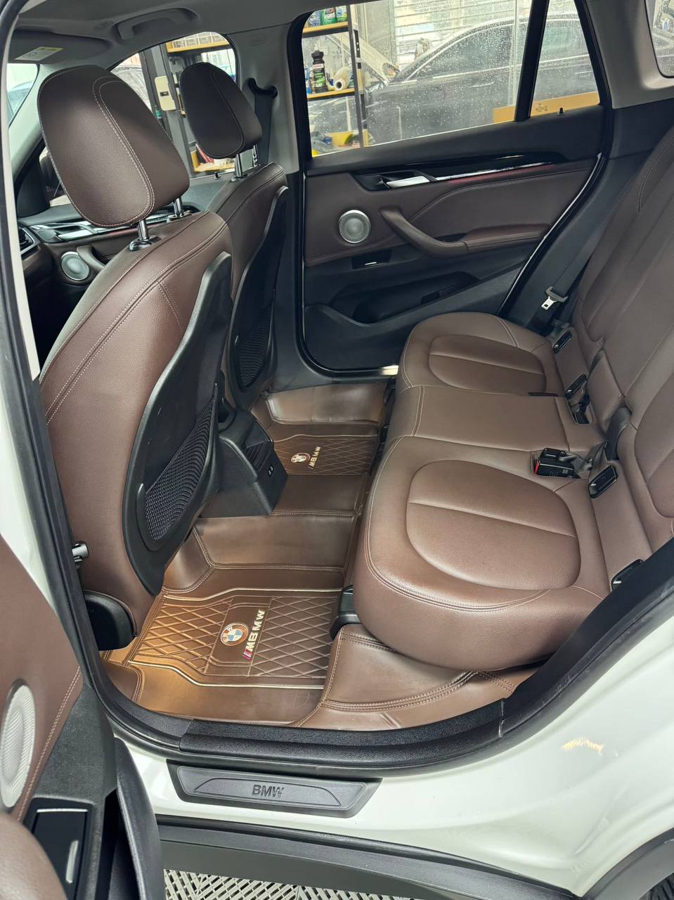 <b>BMW X1</b>, 2021

2 135 000 р.

28 000 км

• Двигатель: 1.5л
• Топливо: бензин
• КПП: механика
• Привод: передний
• Кузов: кроссовер
