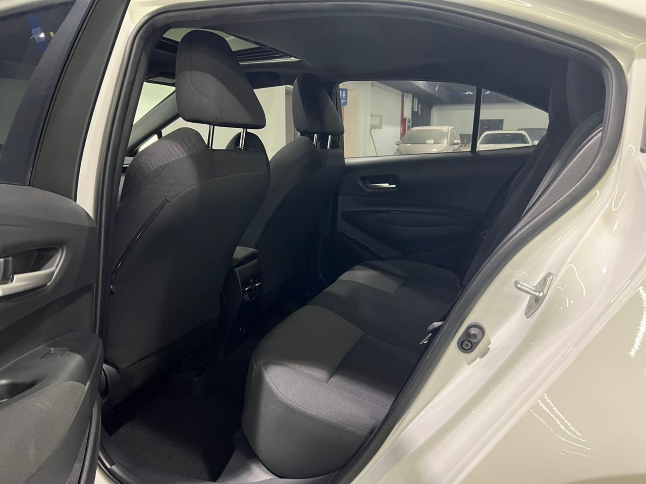 <b>Toyota Levin</b>, 2023

1 460 000 ₽

24 800 км

• Двигатель: 1.2л
• Топливо: бензин
• КПП: вариатор
• Привод: передний
• Кузов: седан
