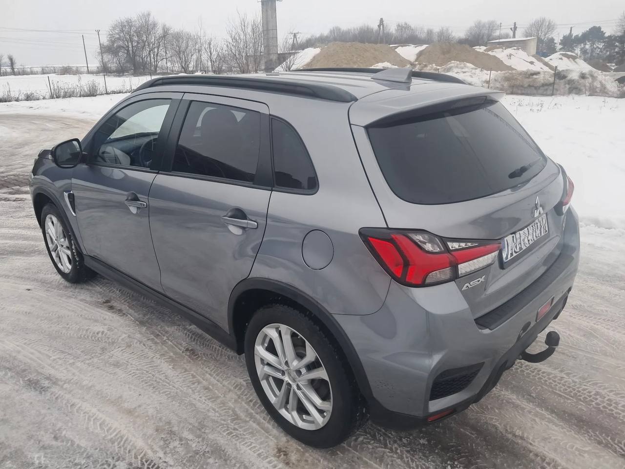 <b>Mitsubishi ASX</b>, 2020

1 290 000 ₽

41994 км

• Двигатель: 2.0л
• Топливо: бензин
• КПП: автомат
• Привод: полный
