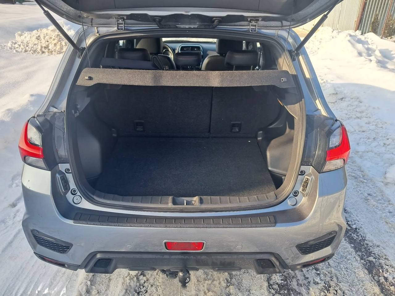 <b>Mitsubishi ASX</b>, 2020

1 290 000 ₽

41994 км

• Двигатель: 2.0л
• Топливо: бензин
• КПП: автомат
• Привод: полный
