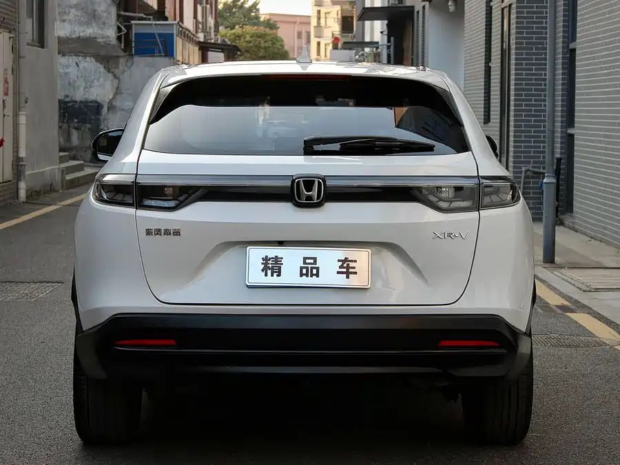 <b>Honda XR-V</b>, 2023

2 190 000 р.

70 000 км

• Двигатель: 1.5л
• Топливо: бензин
• КПП: вариатор
• Привод: передний
