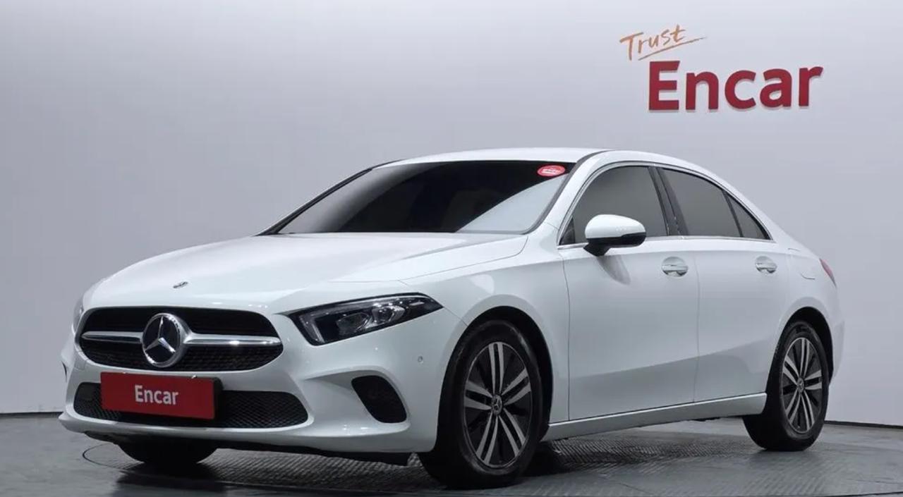 <b>Mercedes-Benz A200d</b>, 2021

2 763 000 р.

28 043 км

• Двигатель: 2.0л
• Топливо: дизель
• Привод: передний
