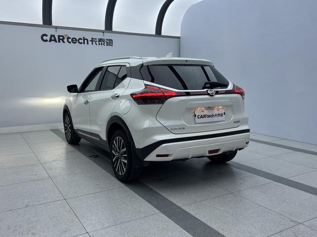 <b>Nissan Kicks</b>, 2023

1 710 000 р.

41 800 км

• Двигатель: 1.5л
• КПП: вариатор
• Привод: передний
