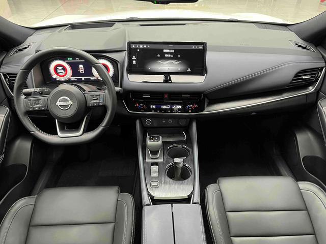 <b>Nissan Qashqai</b>, 2023

2 070 000 р.

45 300 км

• Двигатель: 1.3л
• КПП: вариатор
• Привод: передний
