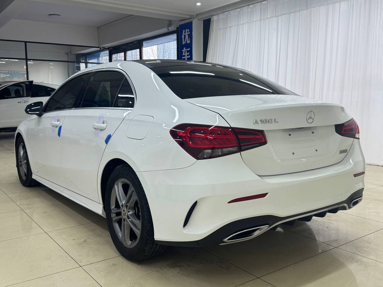 <b>Mercedes-Benz A-Class</b>, 2022

2 265 000 р.

31 000 км

• Двигатель: 1.3л
• Привод: передний
