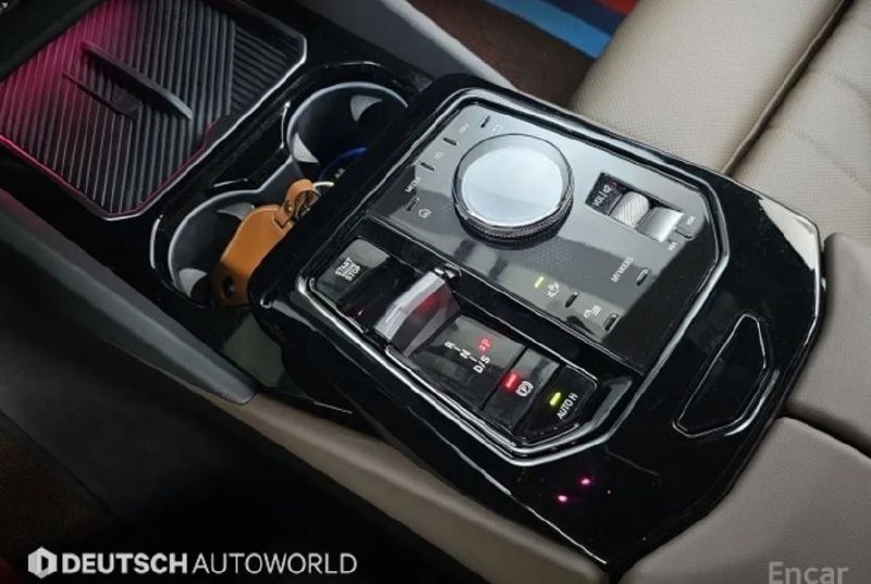 <b>BMW 520i M Sport</b>, 2024

6 590 000 ₽

25 600 км

• Двигатель: 2.0л
• Топливо: бензин
• Привод: задний
