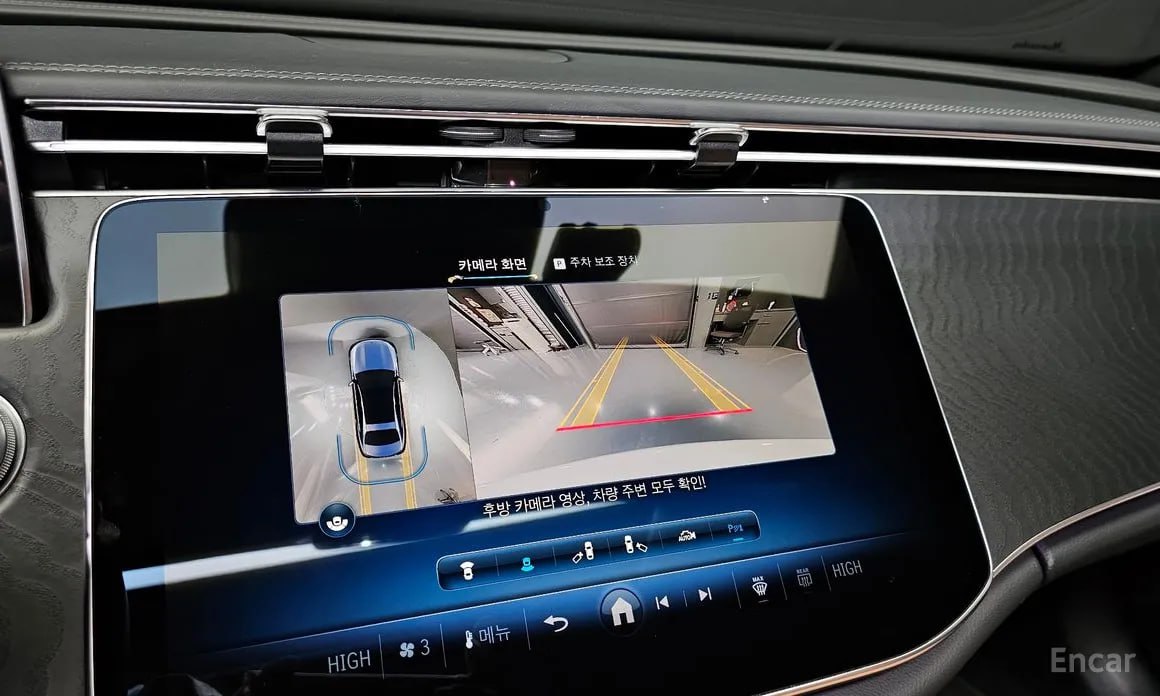 <b>Mercedes-Benz E200 Avantgarde</b>, 2024

6 190 000 ₽

25 800 км

• Двигатель: 2.0л
• Топливо: бензин
• Привод: задний
