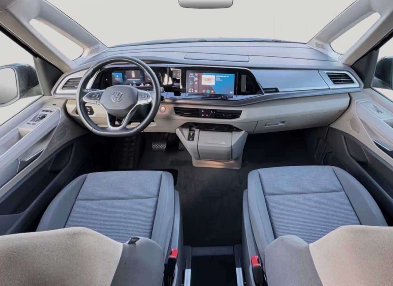 <b>Volkswagen Multivan T7</b>, 2022

5 390 000 ₽

42 000 км

• Двигатель: 2.0л
• Топливо: дизель
• Привод: передний
