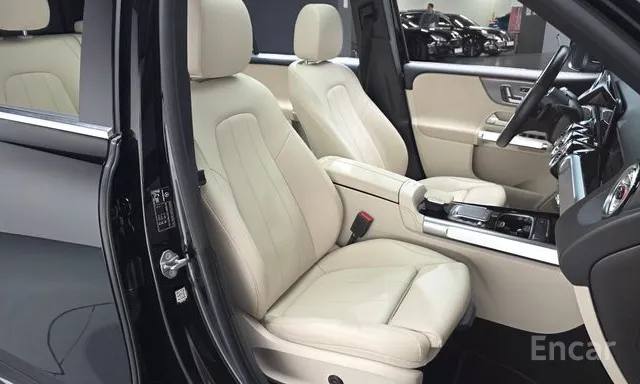 <b>Mercedes-Benz GLB</b>, 2023

3 995 000 р.

49498 км

• Двигатель: 2.0л
• Топливо: дизель
• Привод: передний
