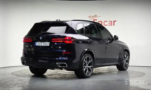<b>BMW X5 xDrive 40i M Sport</b>, 2023

12 025 000 ₽

20 244 км

• Двигатель: 3.0л
• Топливо: бензин
• Привод: полный
• Кузов: внедорожник

