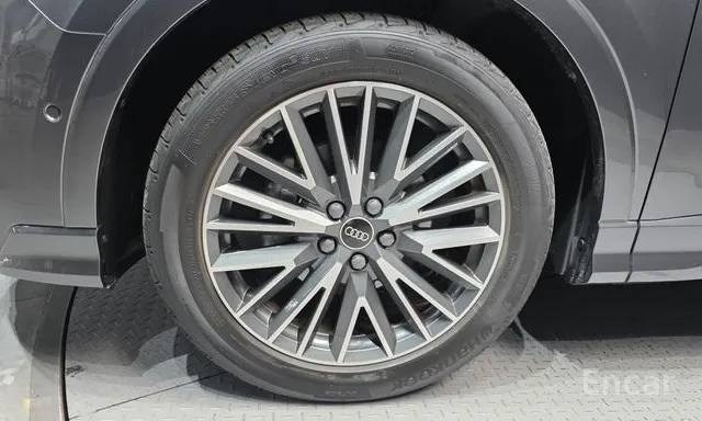 <b>AUDI Q3 35 TDI Premium</b>, 2023

4 318 000 ₽

16 210 км

• Двигатель: 2.0л
• Топливо: дизель
• Привод: передний
• Кузов: кроссовер
